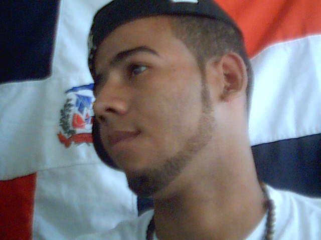 Date this cute Dominican Republic man Yefry from San Cristobal DO5063