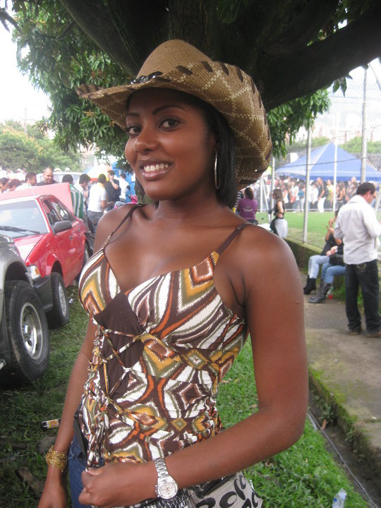 Date this good-looking Colombia girl Sandra milena from Medellin CO10013