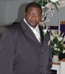 tall United States man  from Sandersville US7446