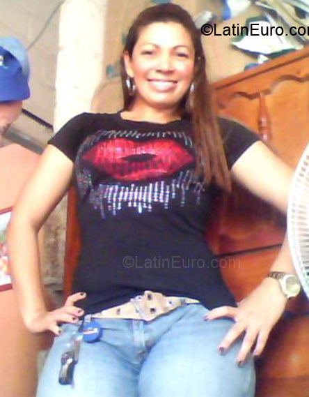 Date this stunning Colombia girl Katy Elena from Valledupar CO5090