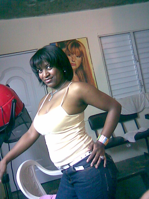 Date this sultry Dominican Republic girl Casilda from Santiago DO5174