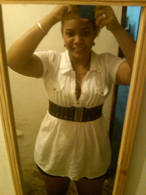 Date this delightful Dominican Republic girl Carolina from 3 DO5186