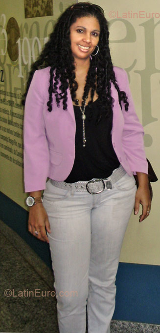 Date this good-looking Brazil girl Reestrela from Rio Das Ostras BR3660