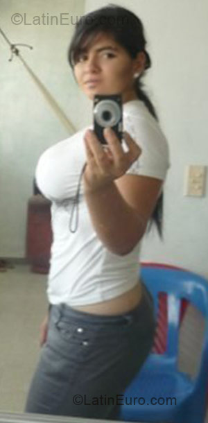 Date this gorgeous Colombia girl Marby from Bogota CO6623