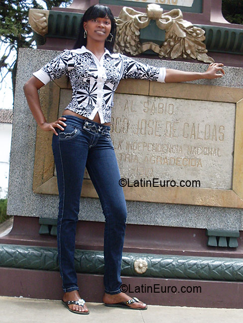 Date this fun Colombia girl Sandra from Cali CO5222