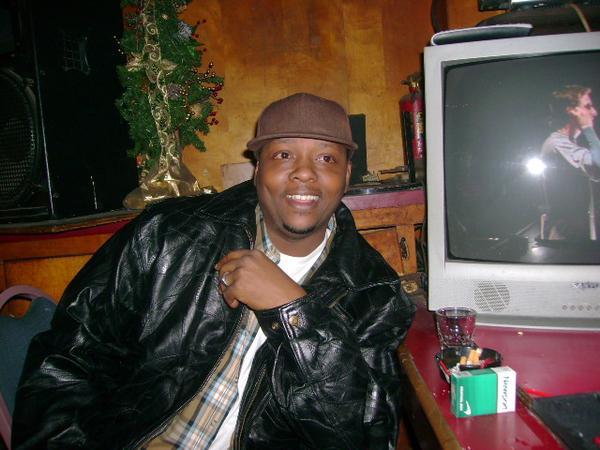 Date this good-looking United States man John from Ontario US7703