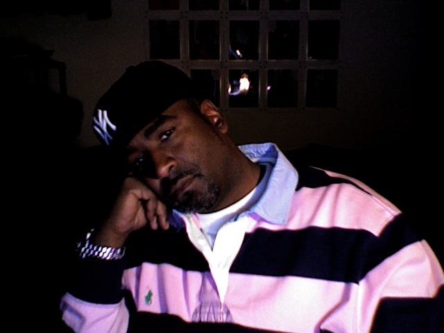 Date this voluptuous United States man HARLEMS from New York City US7717