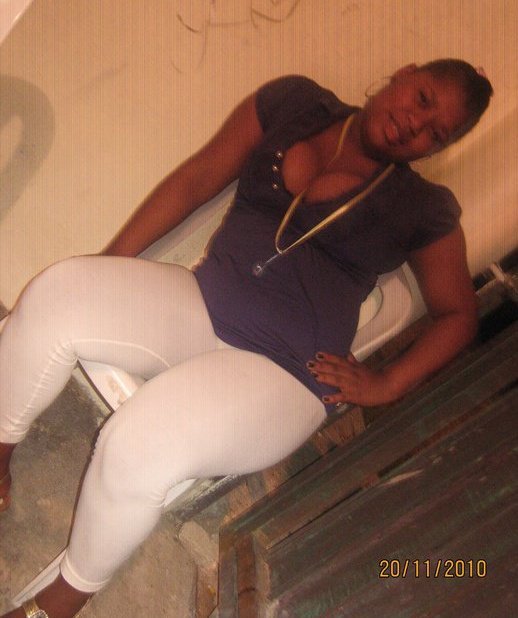 Date this hard body Dominican Republic girl Elaynne07 from Santo Doming DO5271