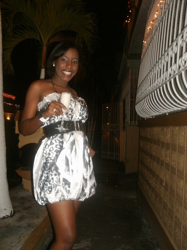 Date this gorgeous Puerto Rico girl Yelondria from San Juan DO5367