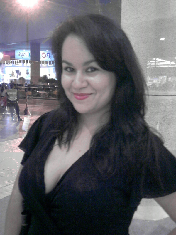 Date this foxy Colombia girl Laura rossana from Santa Marta CO5378