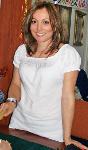 Date this voluptuous Colombia girl Marcela from Medellin CO5382