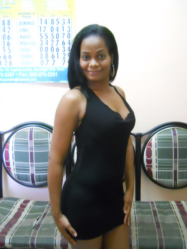 Date this stunning Dominican Republic girl Virginia from Santiago DO5387