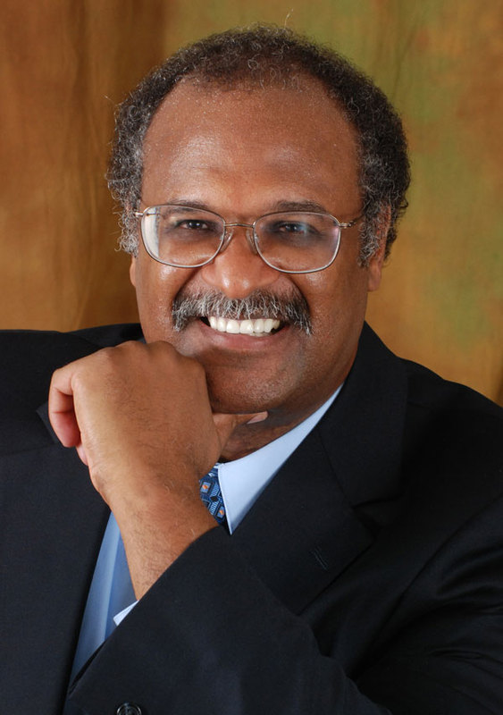 Date this delightful United States man Ronald from Charlotte US7930