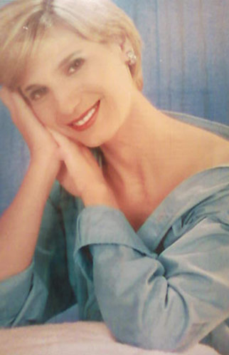 Date this voluptuous Brazil girl Erika from Sao Paulo BR3893