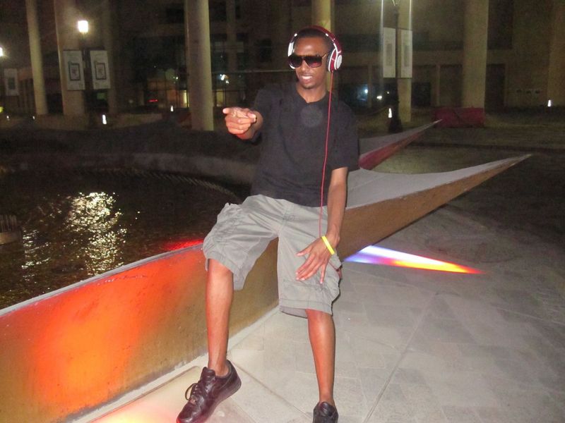 Date this georgeous United States man D5t4rPr0sp3cT from Richmond US8009