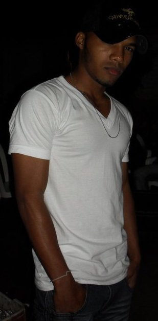 Date this pretty Dominican Republic man Neftali taveras from Santiago De Los Caballeros DO5469