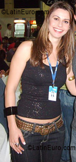 Date this hard body Brazil girl Elaine Cristina from Santa Cruz Do Rio Pardo BR3929