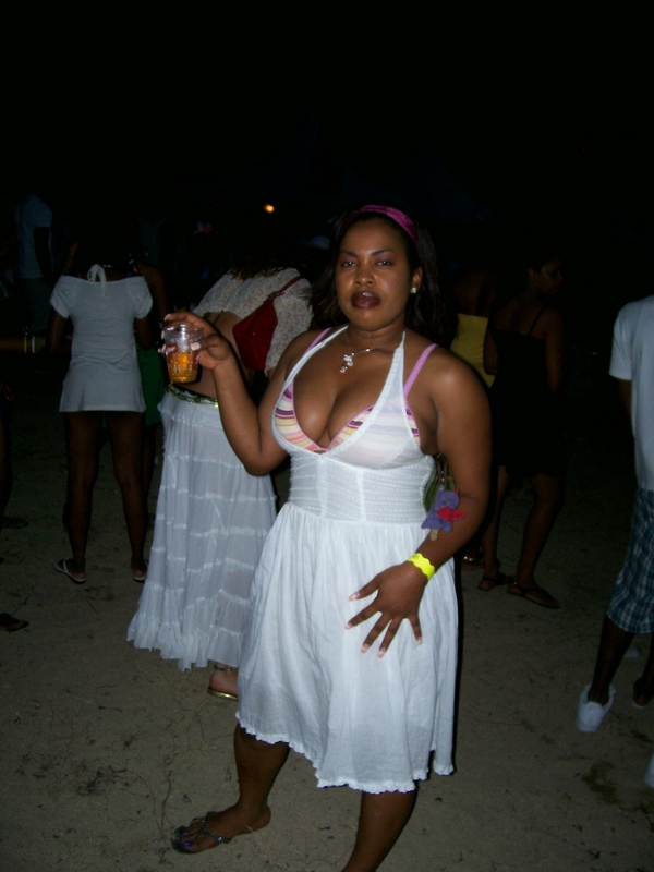 Date this exotic United States girl Tannelle from Miami US8171