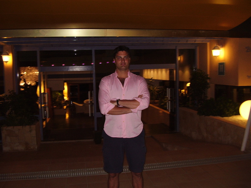 Date this pretty Spain man Juan from Madrid ES142