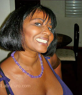 Date this attractive Dominican Republic girl Nany from Republica Dominicana DO5554