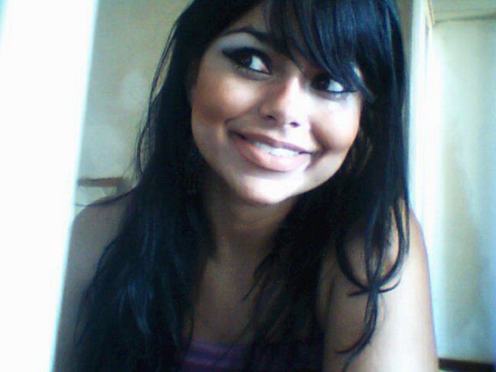Date this young Brazil girl CrisPacheco from Juiz de Fora BR4022