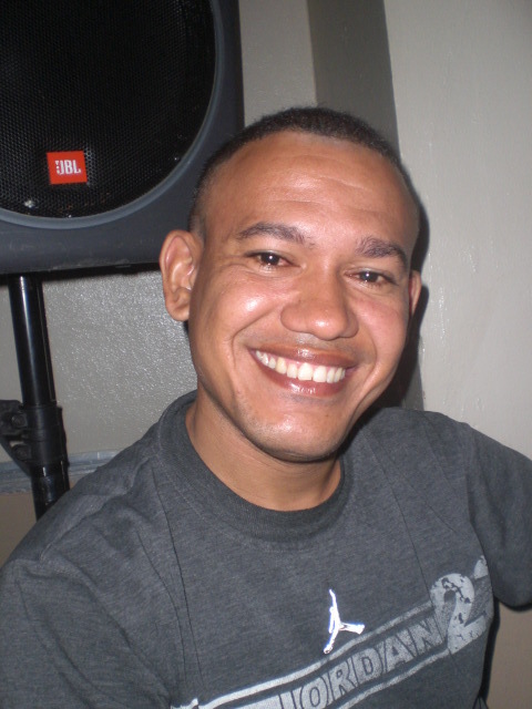 Date this sensual Dominican Republic man Juan bueno pera from Esperanza DO5588