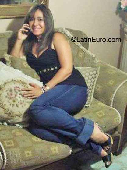 Date this attractive Colombia girl Sandra from Cali CO5593