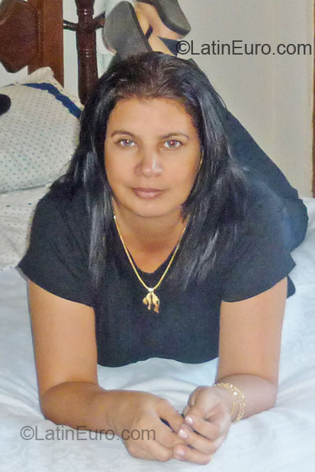 Date this beautiful Brazil girl Eliane from Coronel Fabriciano BR4064