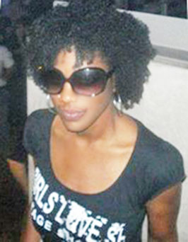 Date this good-looking United Kingdom girl Lita from London GB445