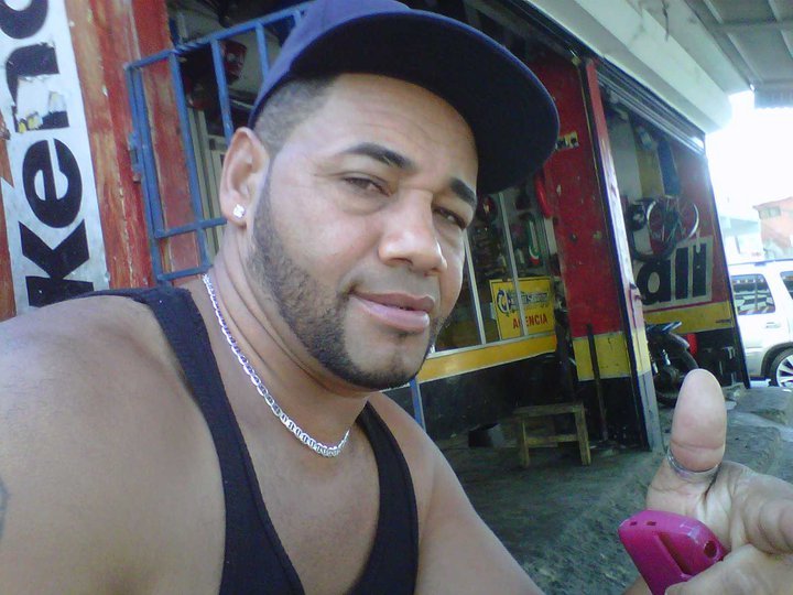 Date this passionate Dominican Republic man Franklin from Santo Domingo DO5631
