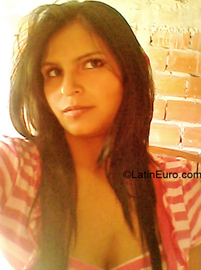 Date this fun Colombia girl Yuli Vanessa from Manizales CO5658