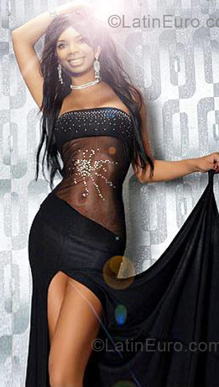 Date this hard body Colombia girl Diana from Bogota CO5784