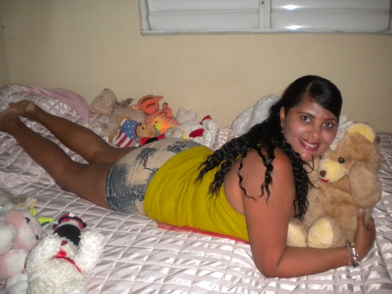 Date this hot Dominican Republic girl Neifi from Santiago DO5733