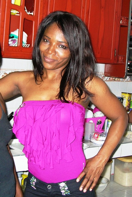 Date this fun Colombia girl NELLY from Cali CO5826