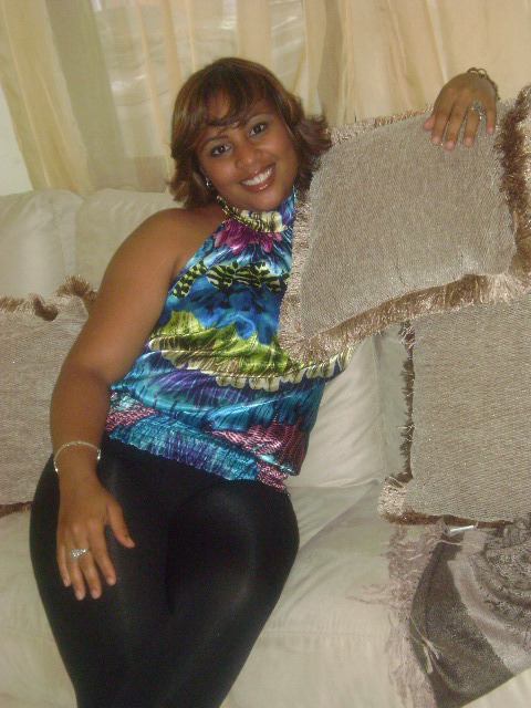 Date this pretty Dominican Republic girl Cristal01 from santo domingo DO5735