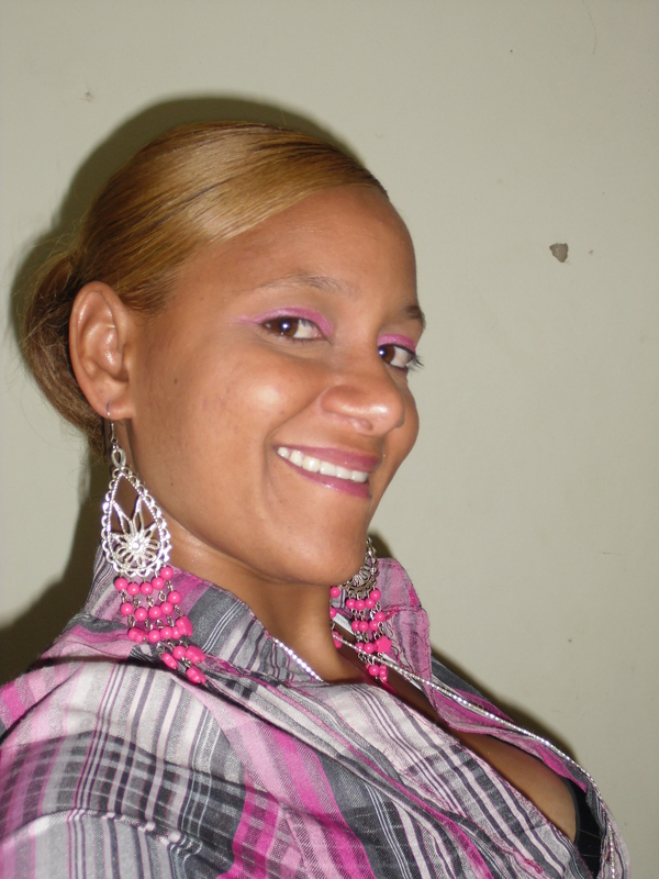 Date this sultry Dominican Republic girl Sheila from puerto plata DO5756
