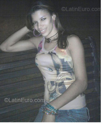 Date this fun Dominican Republic girl Carolina from La Vega DO5839
