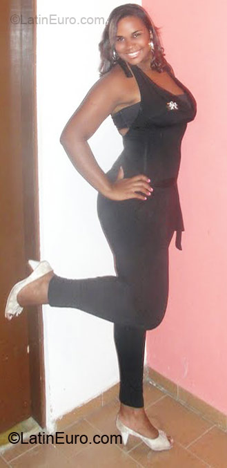 Date this charming Brazil girl Adailma from Santo Antonio De Jesus BR5033