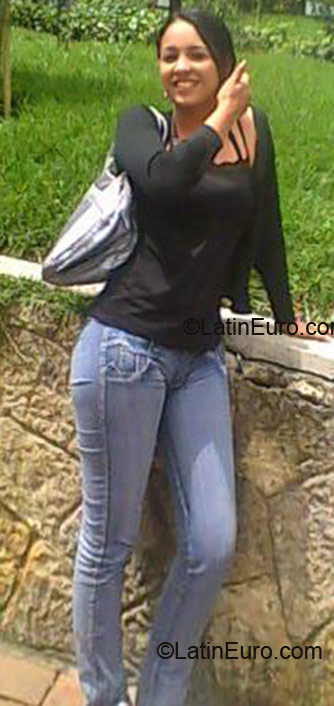 Date this exotic Colombia girl Karen Milena from Bogota CO5869
