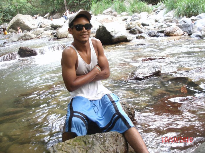 Date this young Dominican Republic man Walin daniel from Bonao DO5920