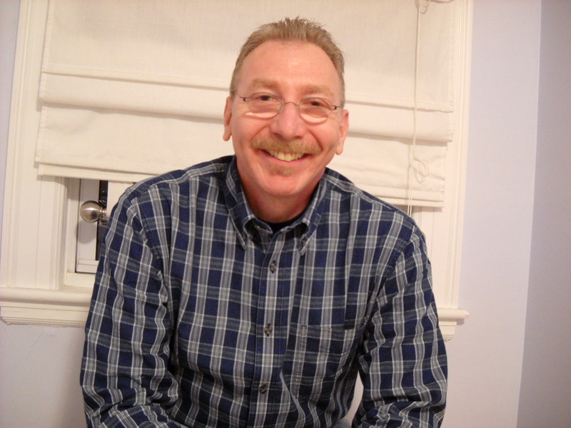 Date this delightful United States man Stillsteve from Boston US8558