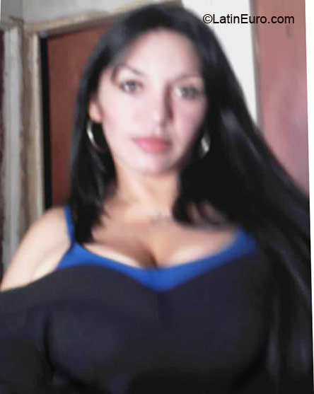 Date this cute Venezuela girl Rolania from Maracaibo VE50