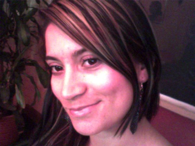 Date this delightful Colombia girl Sarita from Bogota CO6069