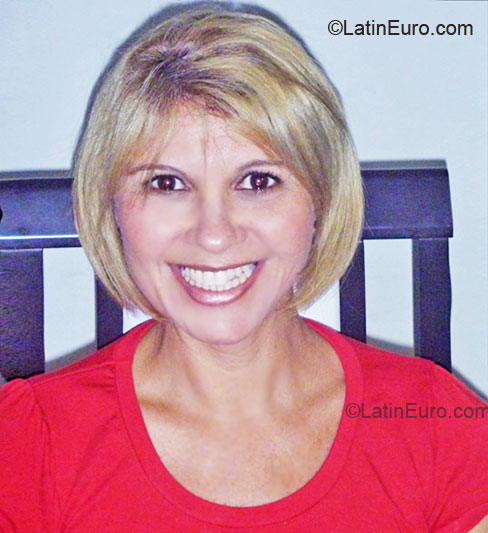 Date this tall Brazil girl Gleyze from Joao Pessao BR4421