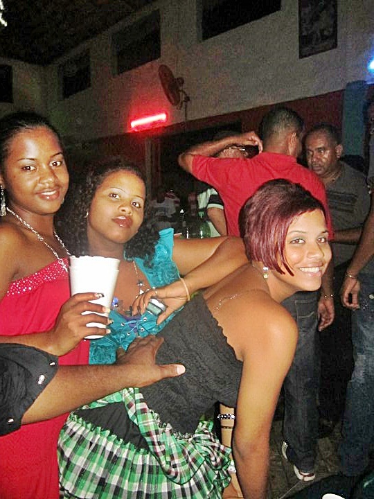 Date this fun Dominican Republic girl Robelisa from Santo Domingo DO6208