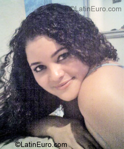 Date this fun Dominican Republic girl Massiel from Santo Domingo DO6229