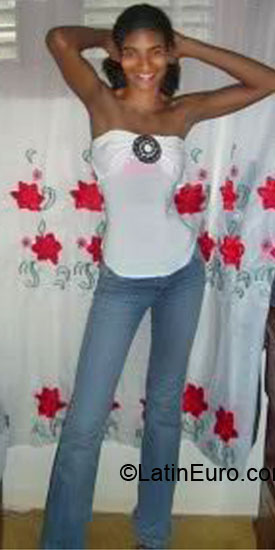 Date this georgeous Dominican Republic girl Margarita from San Francisco De Macoris DO6292