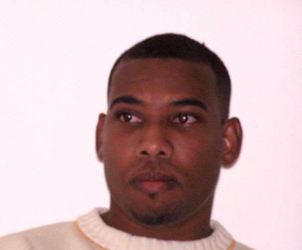 Date this georgeous Trinidad and Tobago man Anderson from Port-Of-Spain US8758