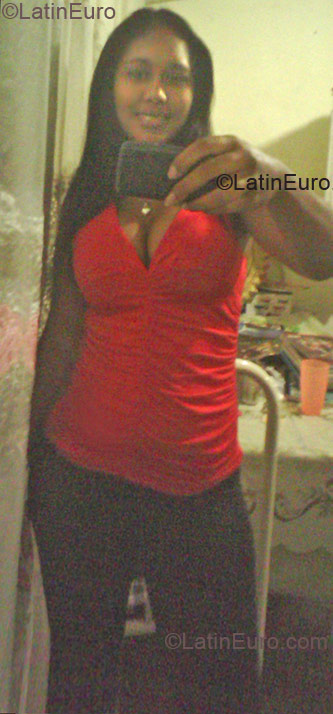 Date this tall Dominican Republic girl Zeverina from Santo Domingo DO6498