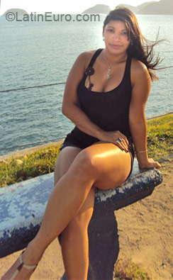 Date this fun Brazil girl Keila from Natal BR6180